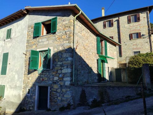 Doppelhaushälfte in Minucciano