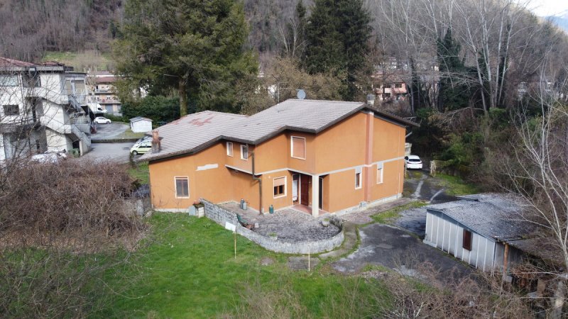 5 Bedrooms Detached house for sale in Castelnuovo Di Garfagnana [812538] | Gate-away®