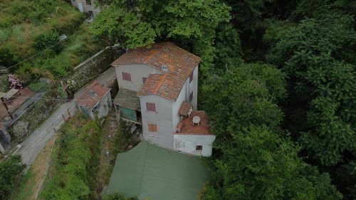 Semi-detached house in Camaiore