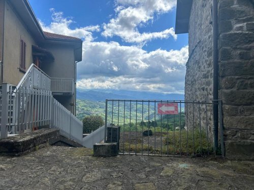 Casa semi indipendente a Camporgiano