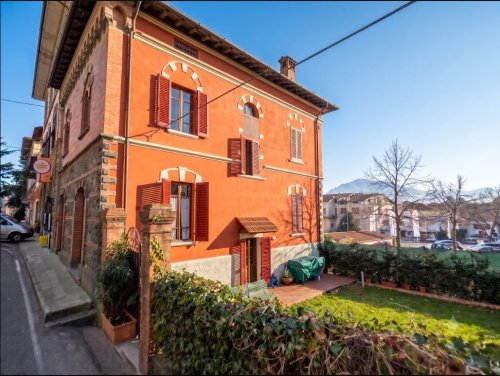Casa semi indipendente a Barga