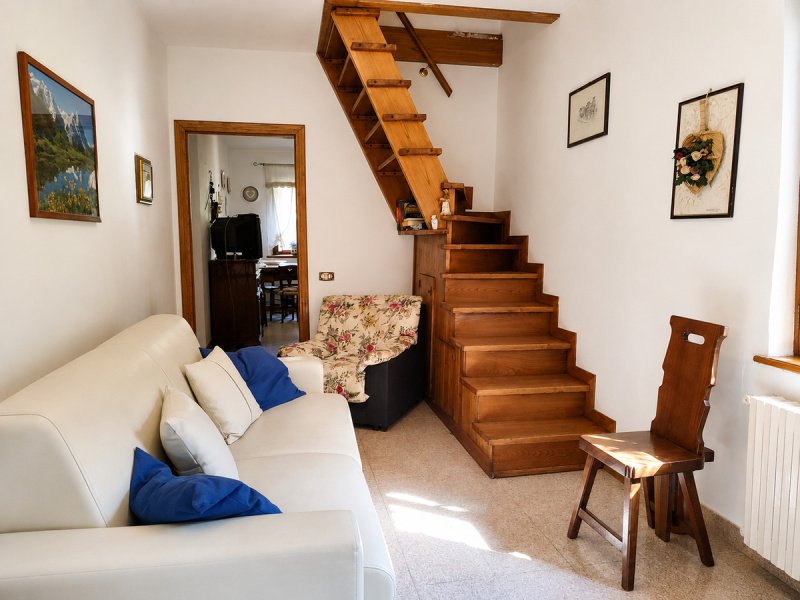 Half-vrijstaande woning in Vagli Sotto