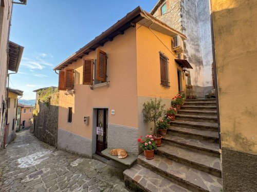 Maison jumelée à Coreglia Antelminelli
