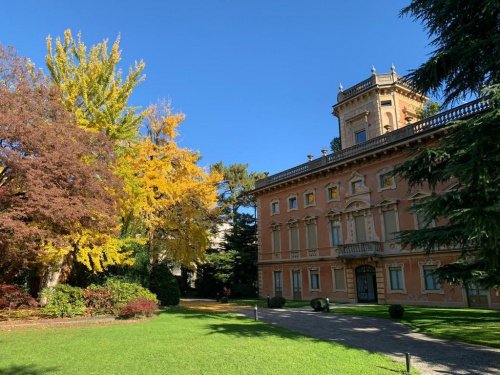 Historisk lägenhet i Bergamo