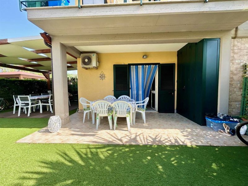 Apartamento em Campofelice di Roccella