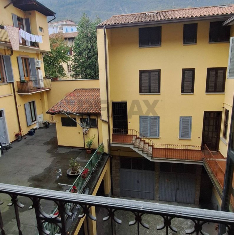 Zakelijk onroerend goed in Lovere