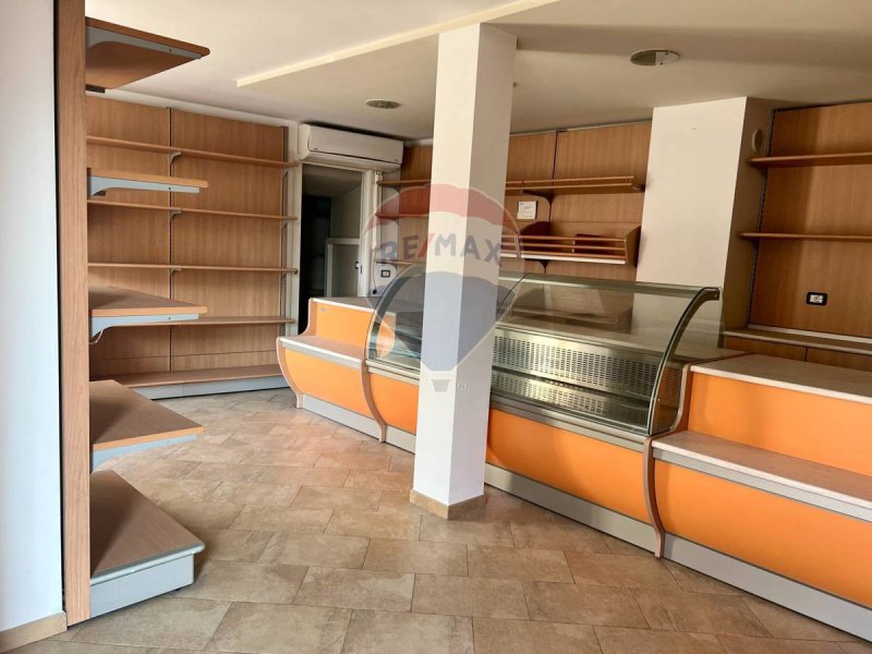 Inmueble comercial en Sovere