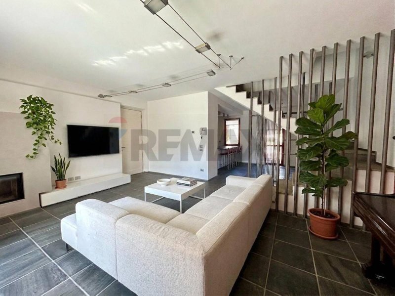 Villa en Costa Volpino