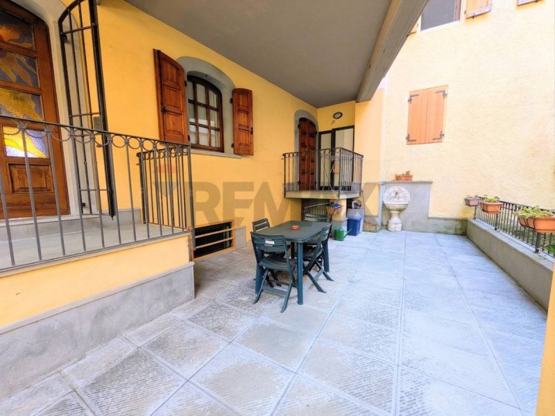 Apartamento en Costa Volpino