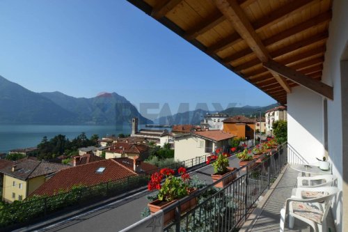 Villa in Lovere