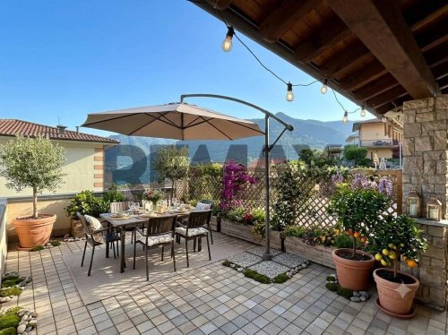 Appartement à Solto Collina