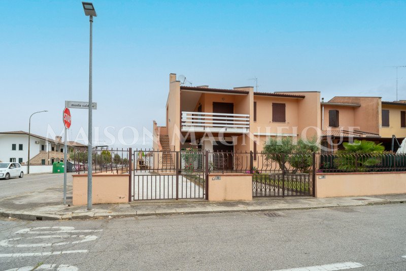 Moradia com terraço em Comacchio