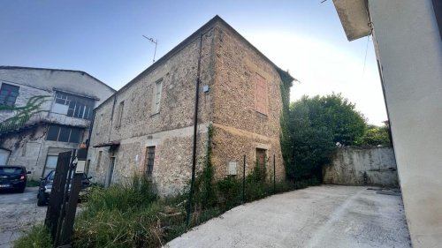 Casa semi indipendente a Monte San Giovanni Campano