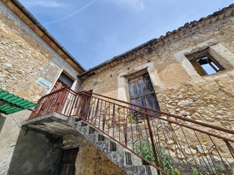 Casa semi-independiente en Monte San Giovanni Campano