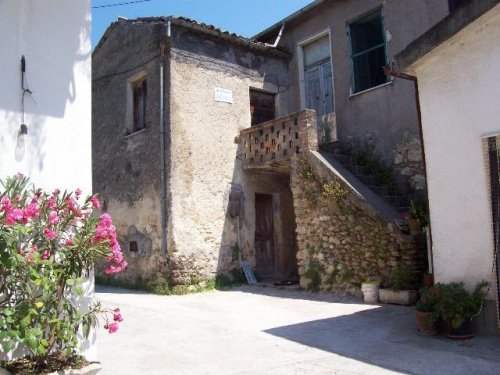 Casa semi indipendente a Monte San Giovanni Campano