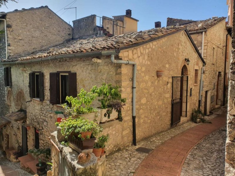 Detached house in Veroli