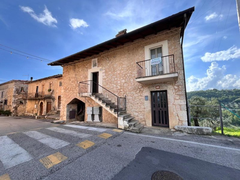 Semi-detached house in Veroli