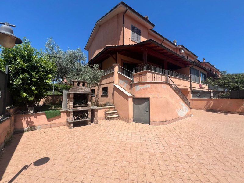 Terraced house in Veroli