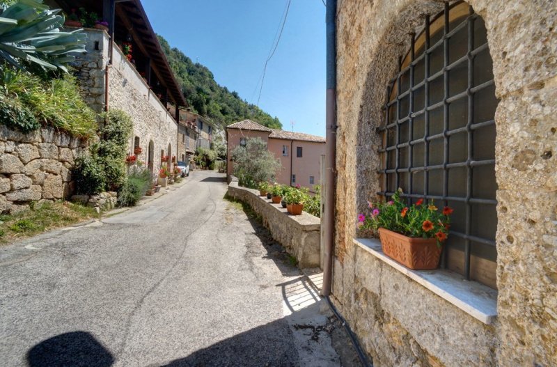 Casa geminada em Arpino