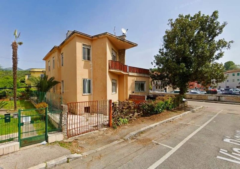 Vrijstaande woning in Isola del Liri