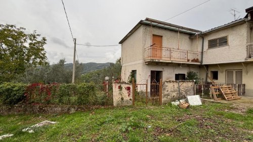 Maison jumelée à Arpino