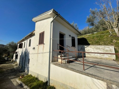 Особняк в Арпино