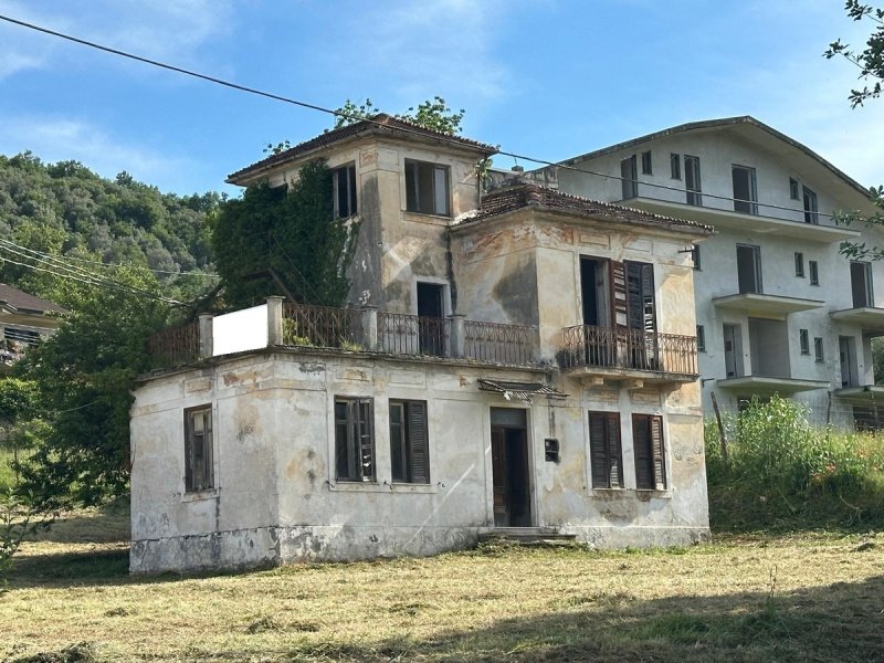 Casa independente em Broccostella