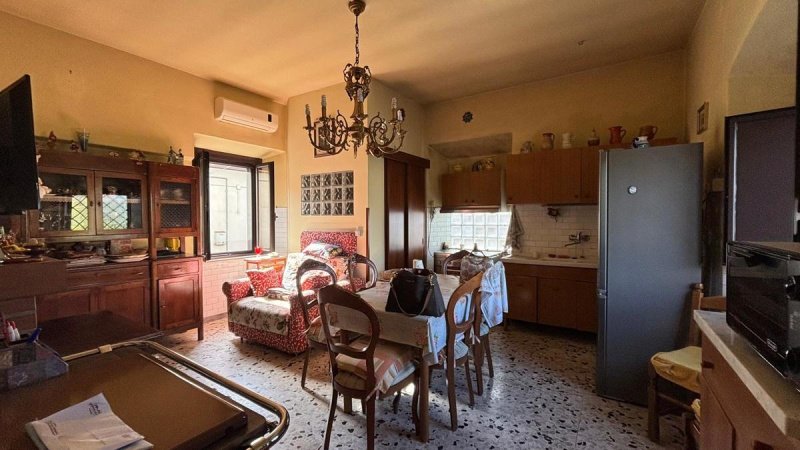 伊索拉-德尔利里半独立房屋