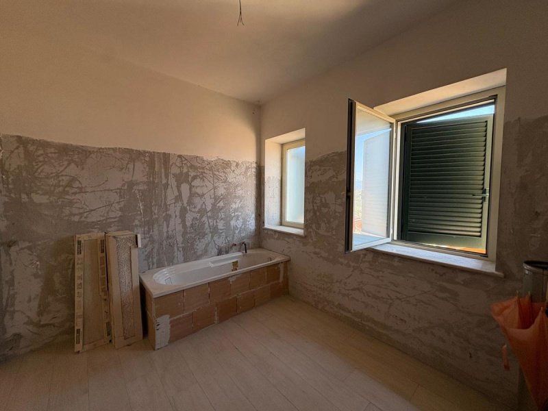 Casa geminada em Fontana Liri