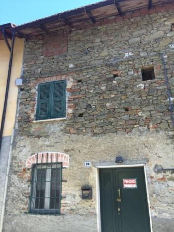 Casa geminada em Mioglia