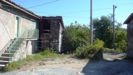 Semi-detached house in Mioglia