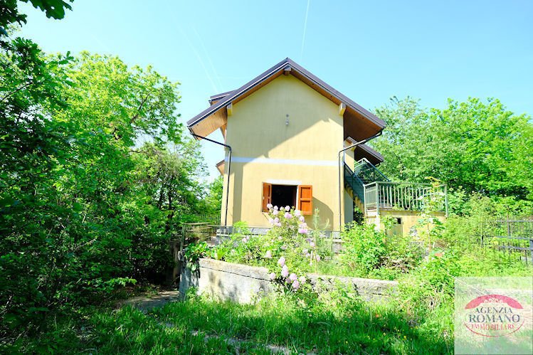 Klein huisje op het platteland in Tiglieto