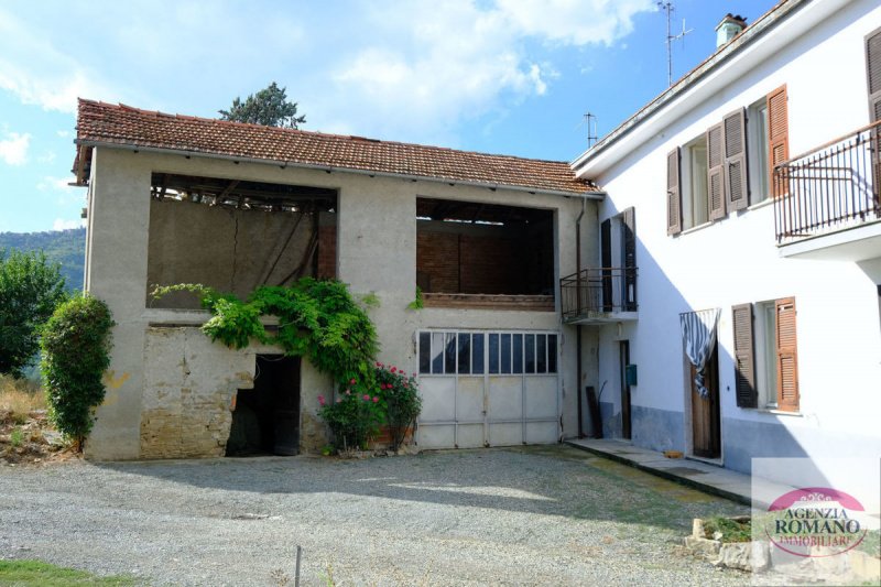 Farmhouse in Melazzo