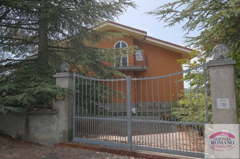 Semi-detached house in Ponzone