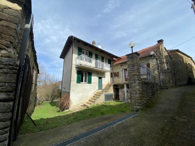 Moradia em Pezzolo Valle Uzzone