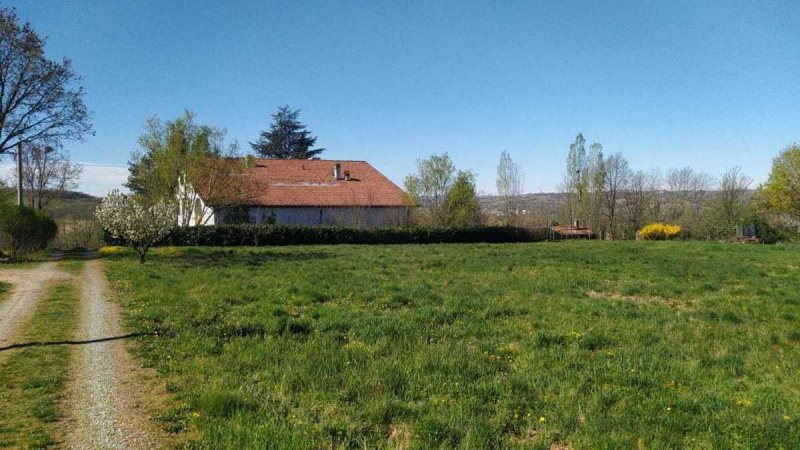 Farmhouse in Rivalta Bormida