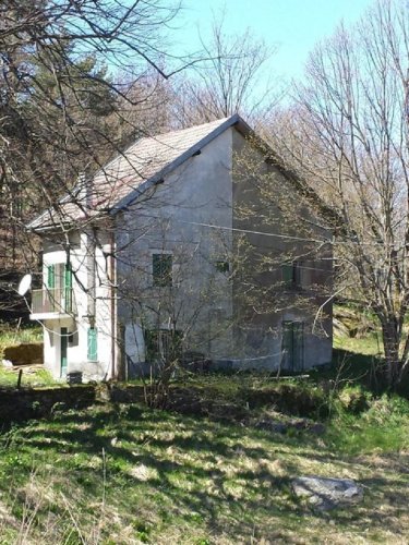 Semi-detached house in Sassello