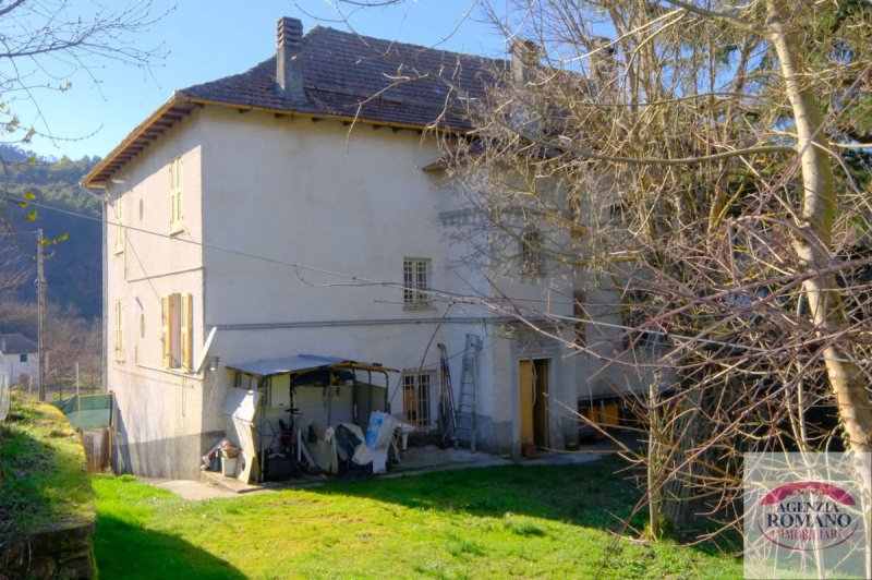 Top-to-bottom house in Sassello