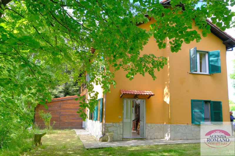 Semi-detached house in Sassello