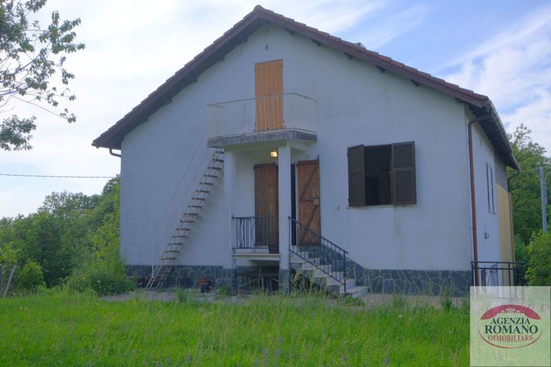 Semi-detached house in Urbe