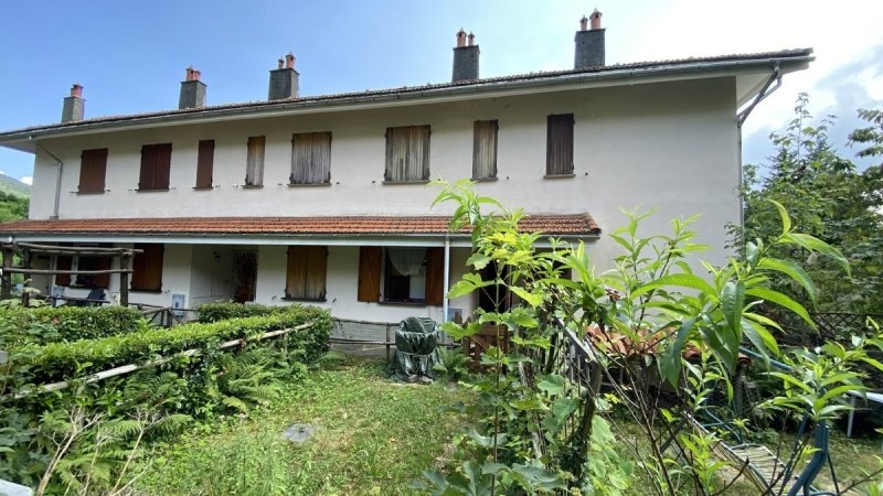 Terraced house in Urbe