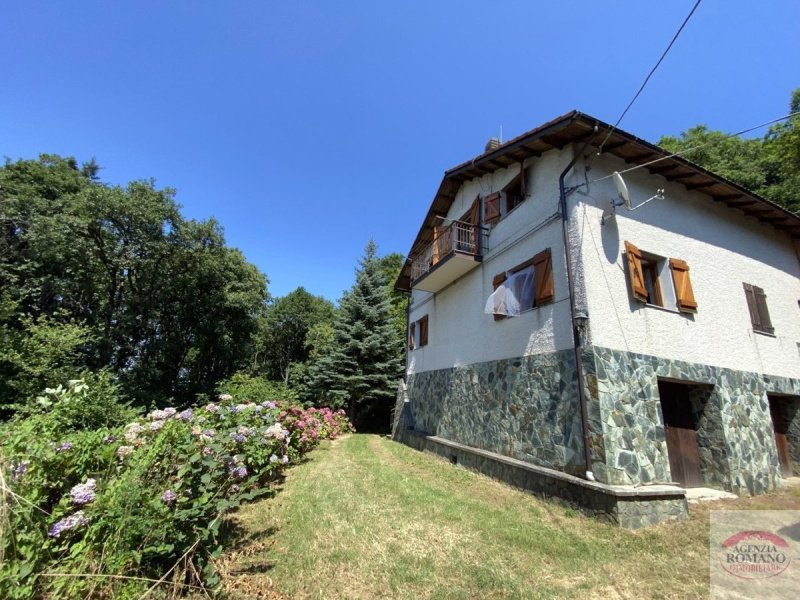 Casa geminada em Urbe