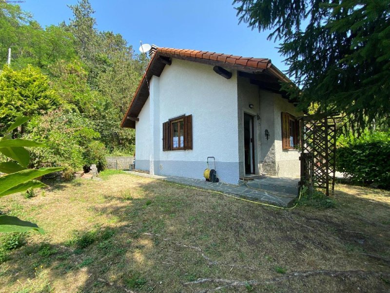 Semi-detached house in Tiglieto