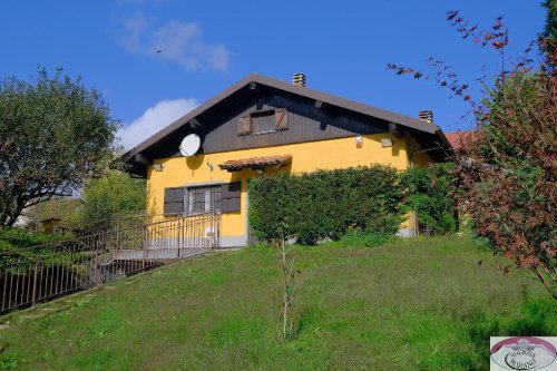 Villa in Mioglia