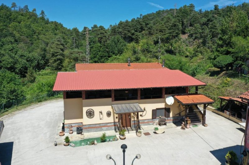 Casolare a Cairo Montenotte