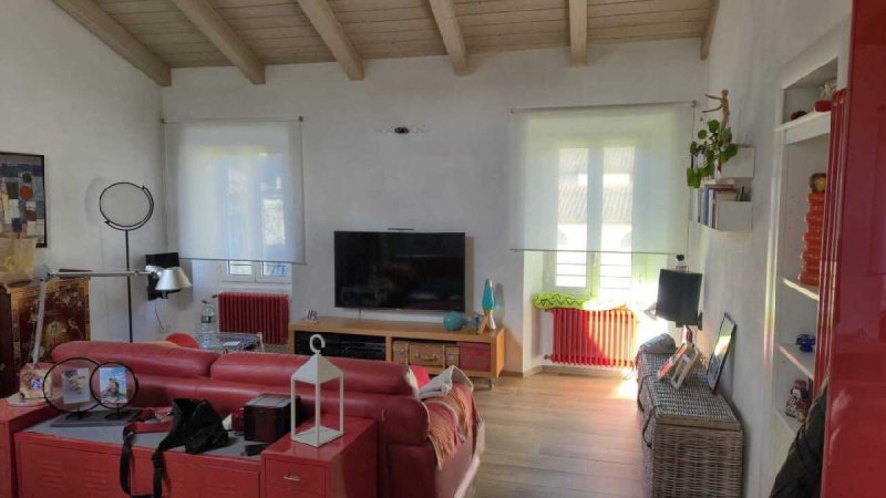 Hus från källare till tak i Millesimo