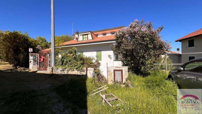 Villa a Ponzone