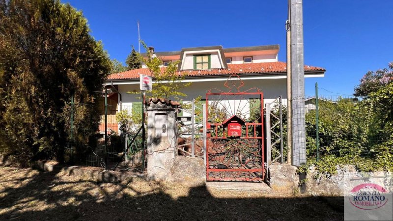 Villa a Ponzone