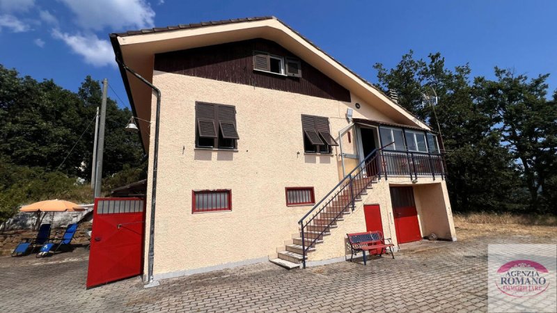 Villa in Ponzone