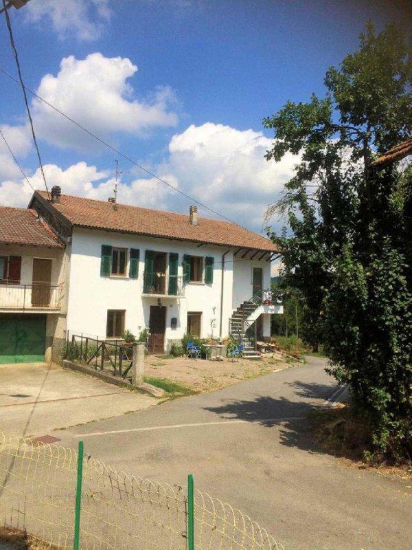 Casa em Mioglia